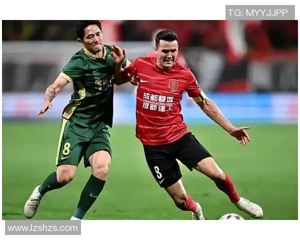 成都足球队灵活性引发热议球迷观点各异争论不断