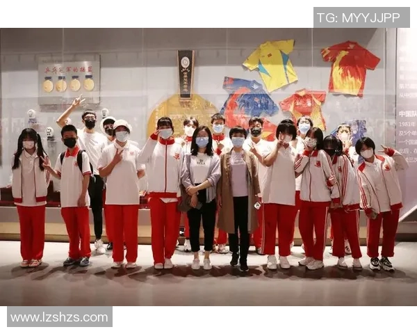 运动员进行曲奏响时代强音激励体育健儿勇攀高峰迈向辉煌